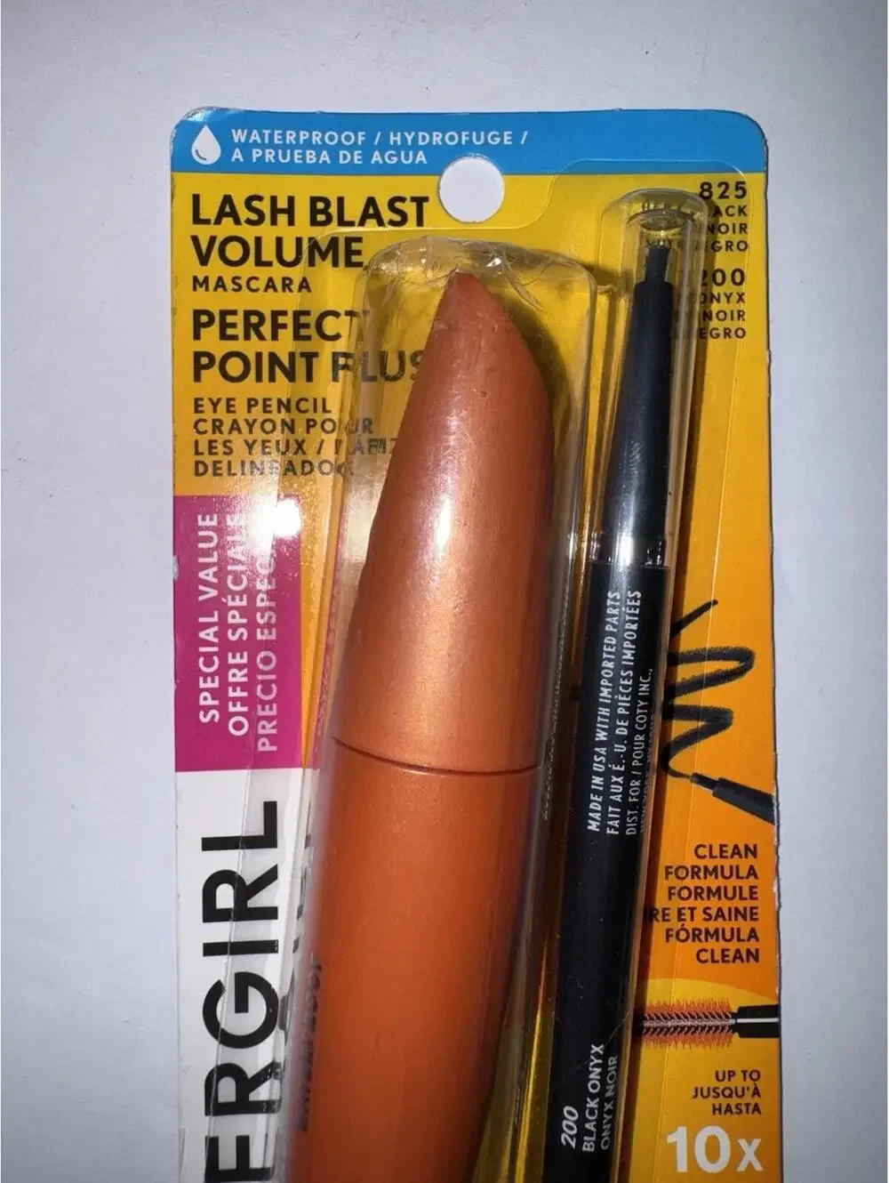 CoverGirl Lash Blast Volume Mascara #825 Very Black & #200 Eye Pencil Onyx